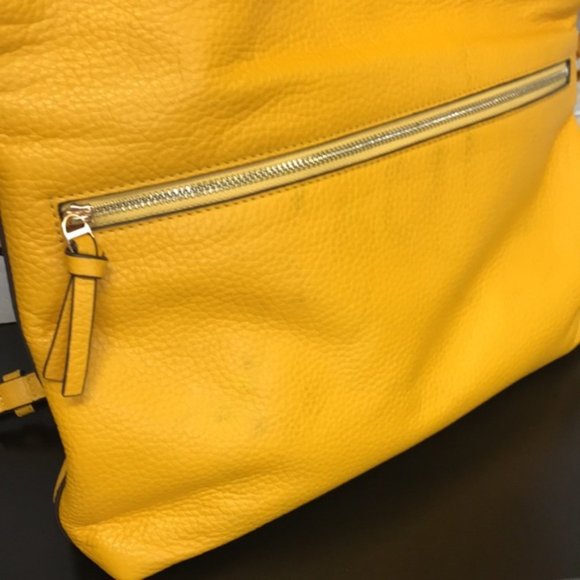 Tory Burch Taylor Convert. Fold-Over Crossbody - Picture 10 of 15